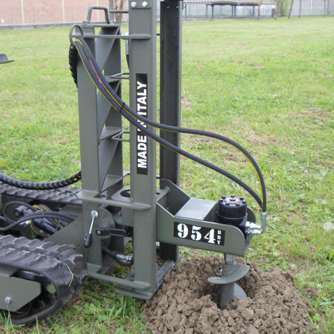 Minitransporteur à chenilles avec dumper Minerva, déchargement frontal et basculement hydraulique